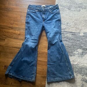 Womens Wrangler retro bell bottom jeans